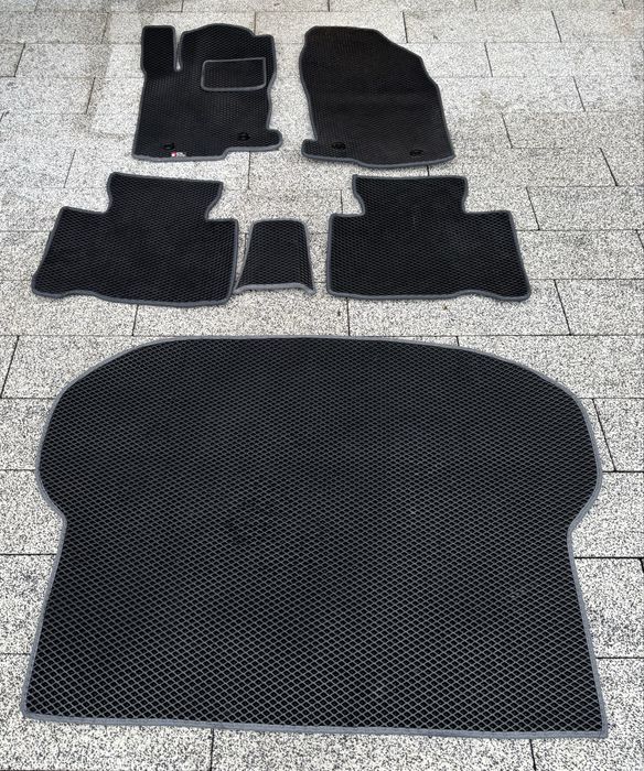 Dywaniki EVA Lexus NX 300 H I generacja komplet