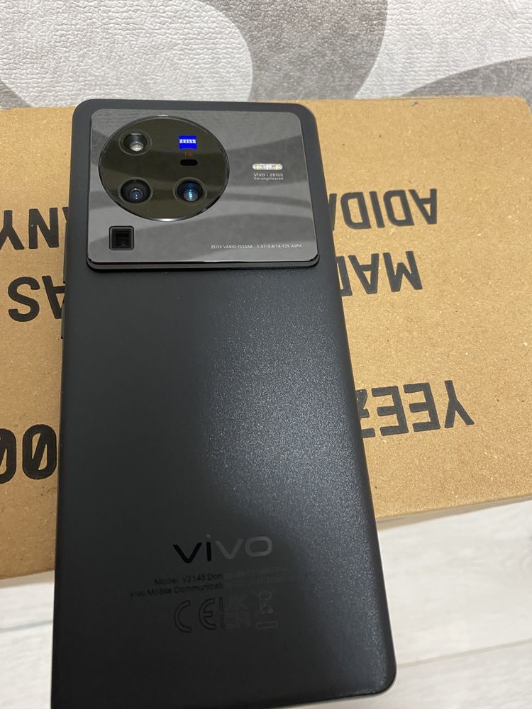 Vivo X80 Pro 256 ГБ