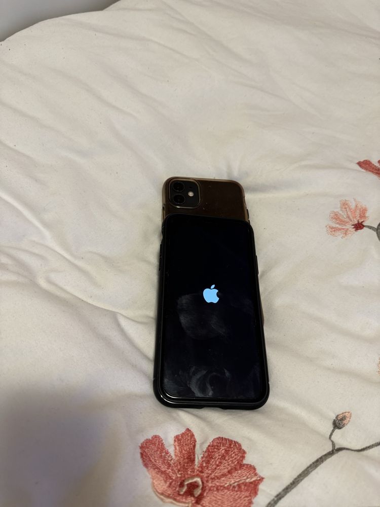 Iphone 11 64 GB Apple