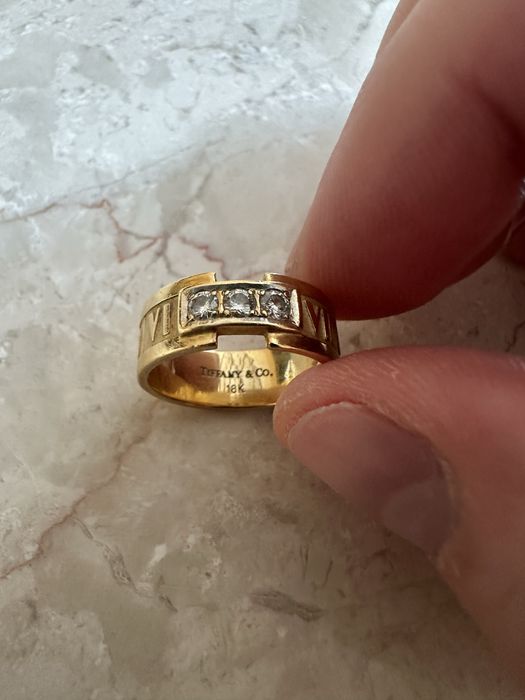 Кольцо Tiffany&co 18к.