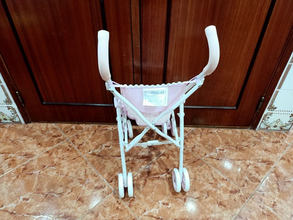 Carrinho de bebe bonecas brinquedos meninas crianças bebé casa quarto.