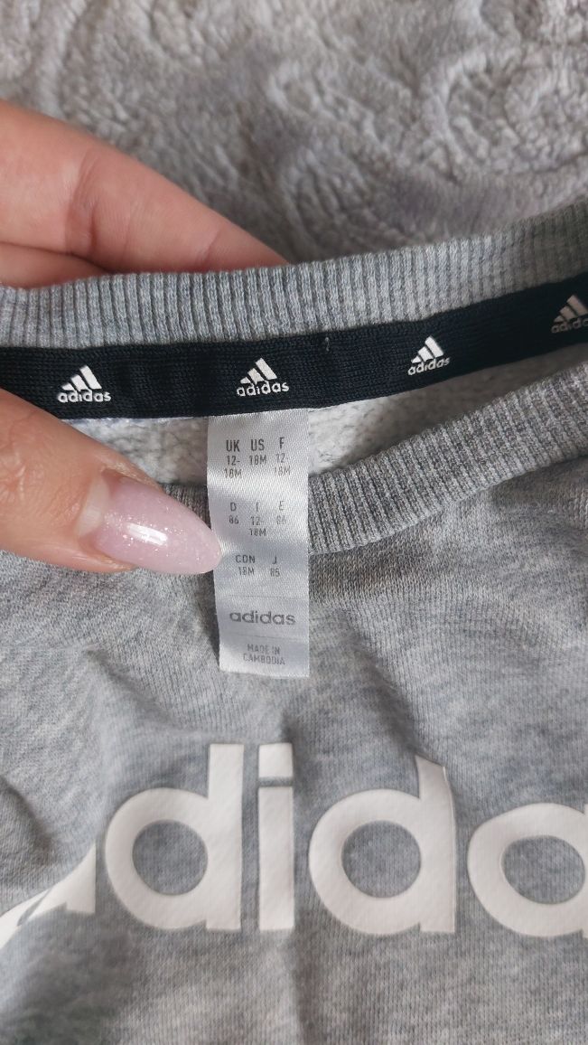 Спортивний костюм Adidas на флісі (12–18 міс.)