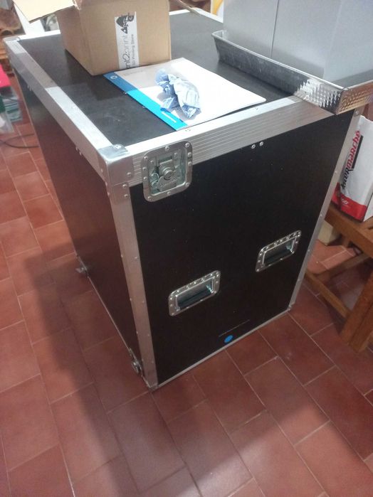 Impressora 3D SLS Sinterit Lisa Pro