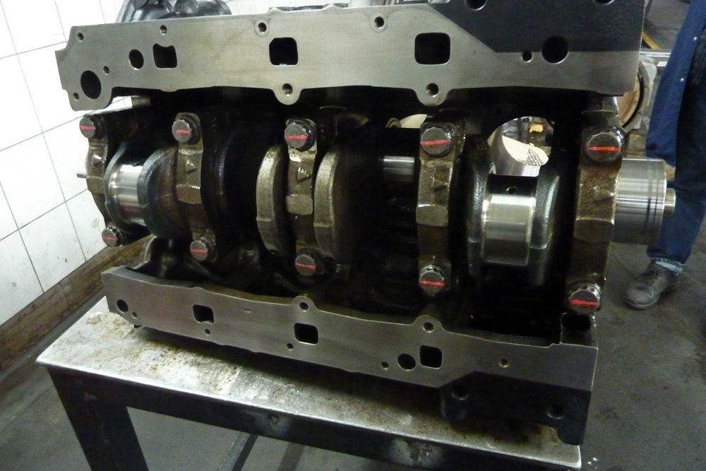 Silnik  mercedes actros  antos atego  remont naprawa