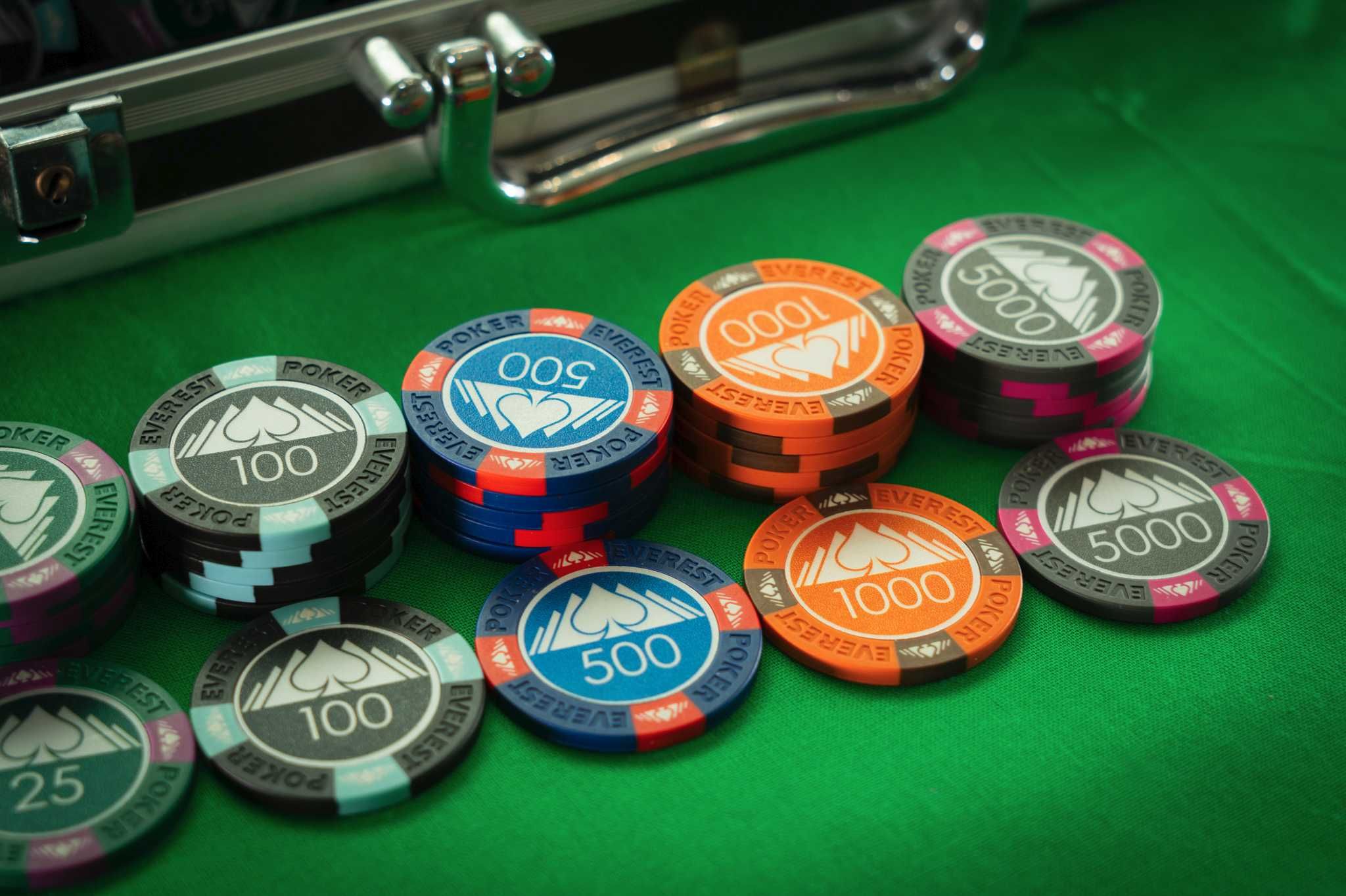 Zestaw żetonów do pokera Everest Poker UNIKAT
