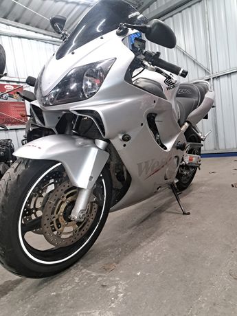 Honda CBR 600 F4i