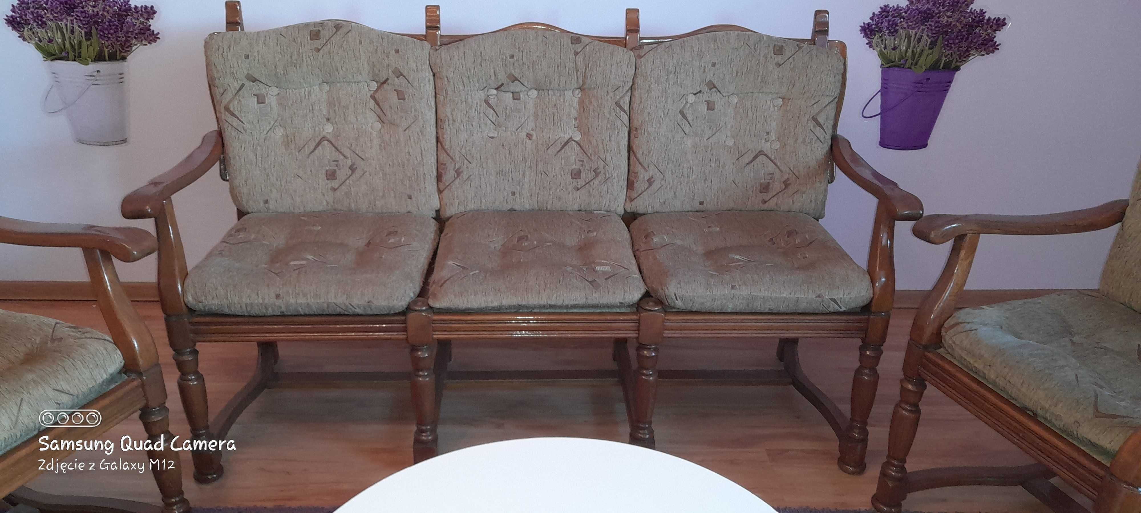 Drewniany zestaw sofa i 4 fotele