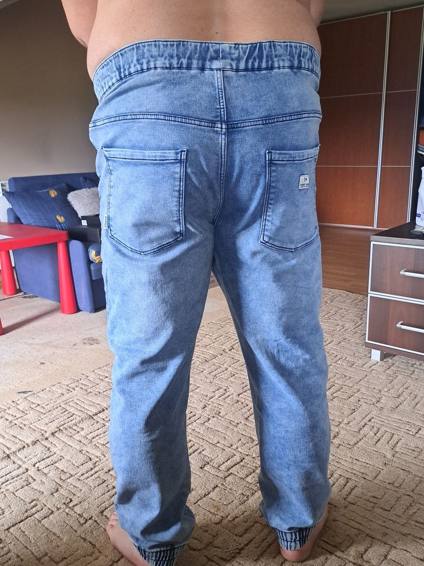 Joggery męskie rozmiar 38/34