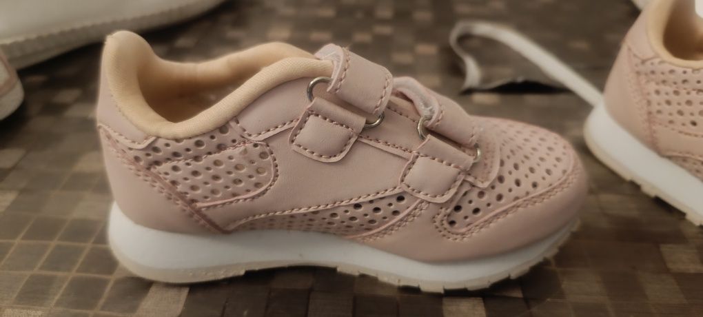 Tênis Reebok confortáveis