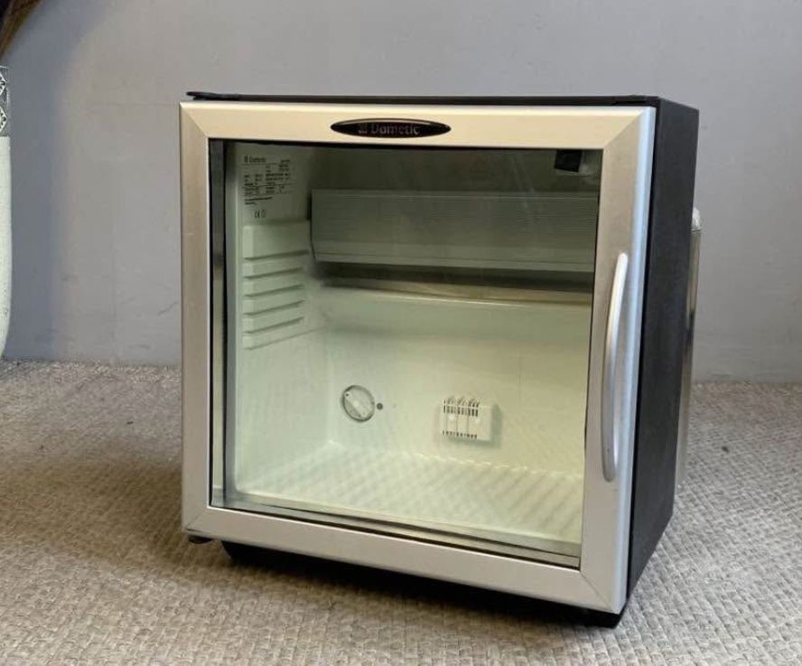 Dometic. Chłodziarka. Minibar. wysyłka