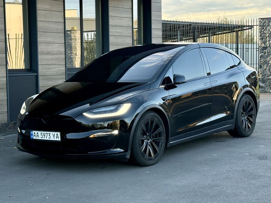 Продам Tesla model X