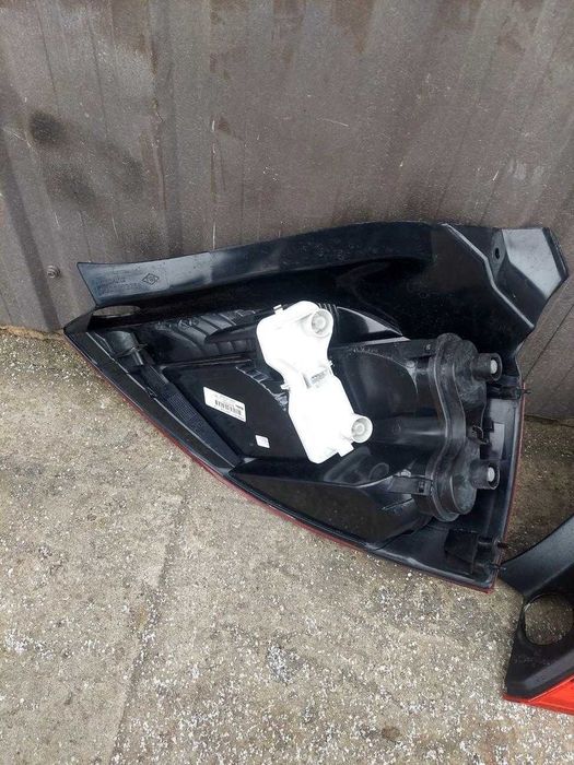 Ліхтар фонар стоп Renault Megane II хетчбек Рено Мегане 2 задні стопи