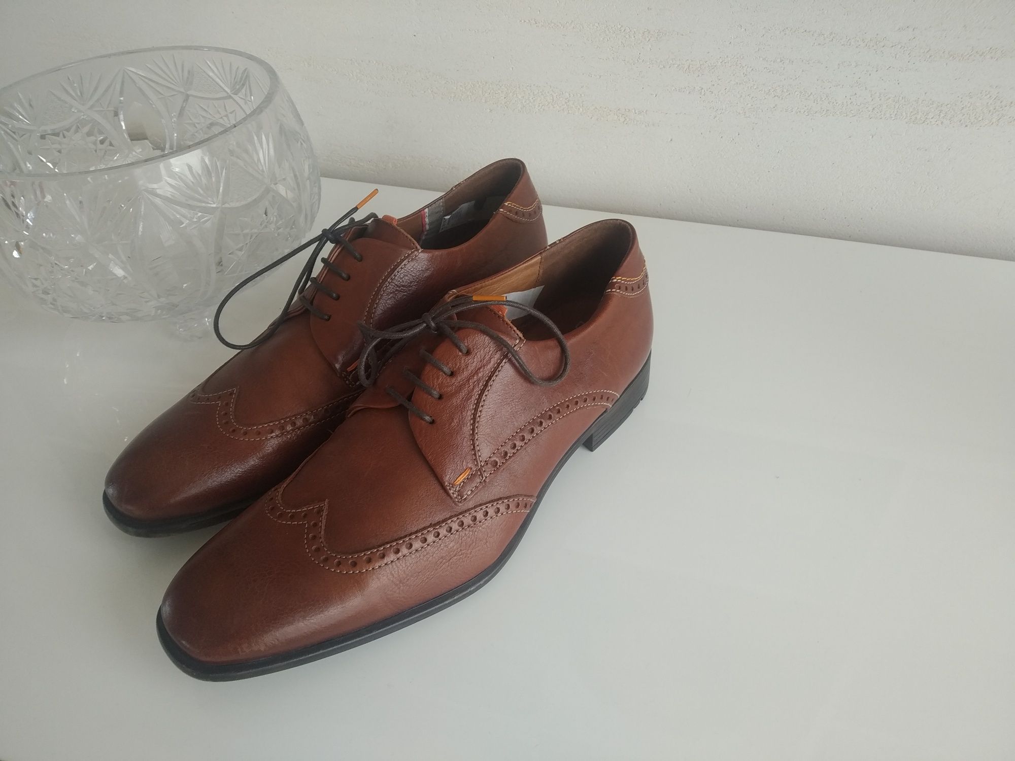 Niemiecka firma LLOYD. Buty dla wymagających. Nowe.  Skóra natu