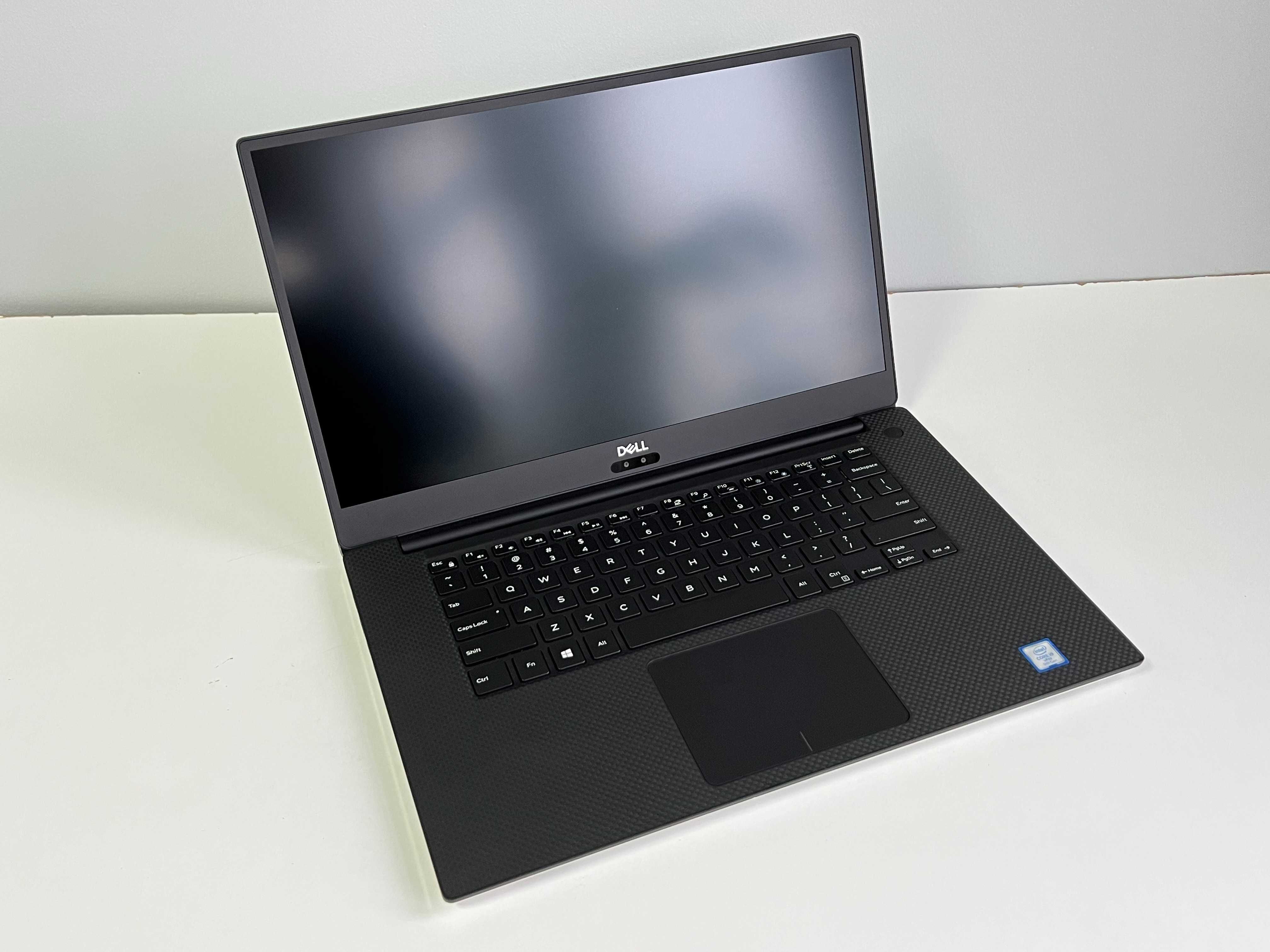 Dell Precision 5540 15" IPS i9-9880H 32GB 1TB SSD Nvidia T2000