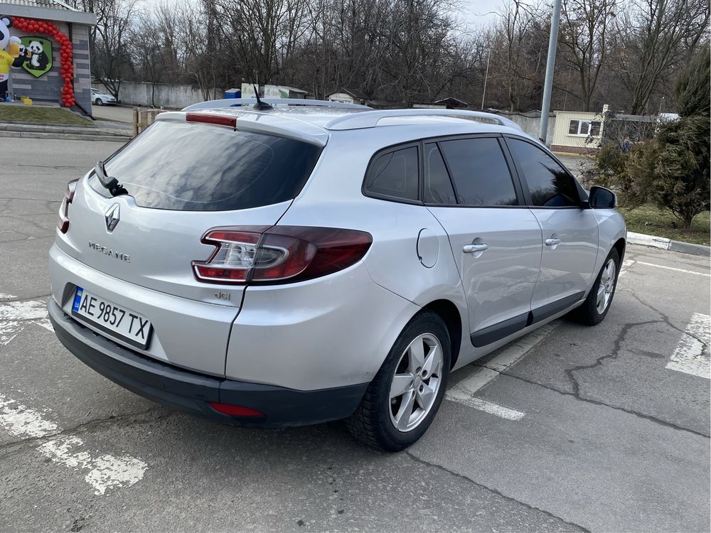 Renault Megane 1.5 tdi механика 6-ти ступка