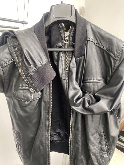 Шкіряна легка куртка