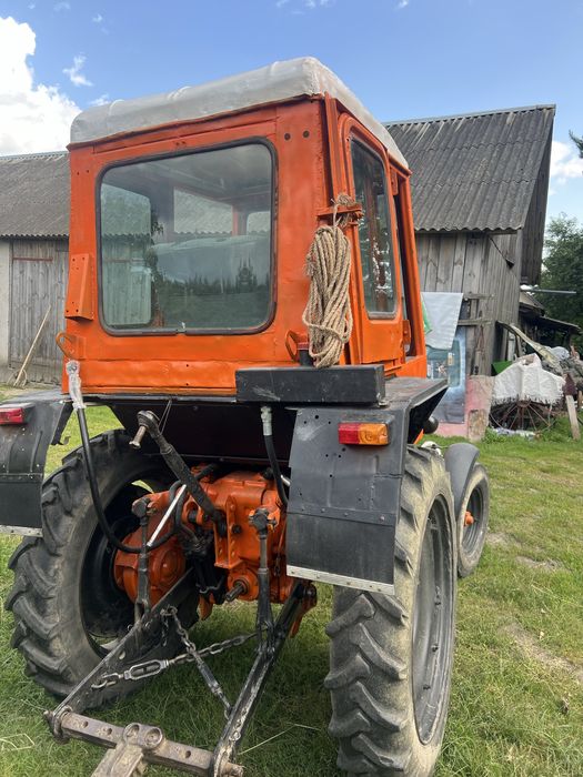 Продам трактор т 25 .