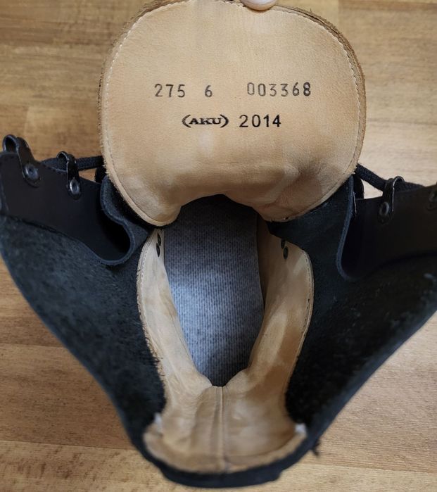 Берці черевики Швейцарія шкіряні 41,5-42р. ботинки берцы