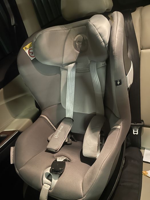 Fotelik Cybex Sirona M2 iSize + baza