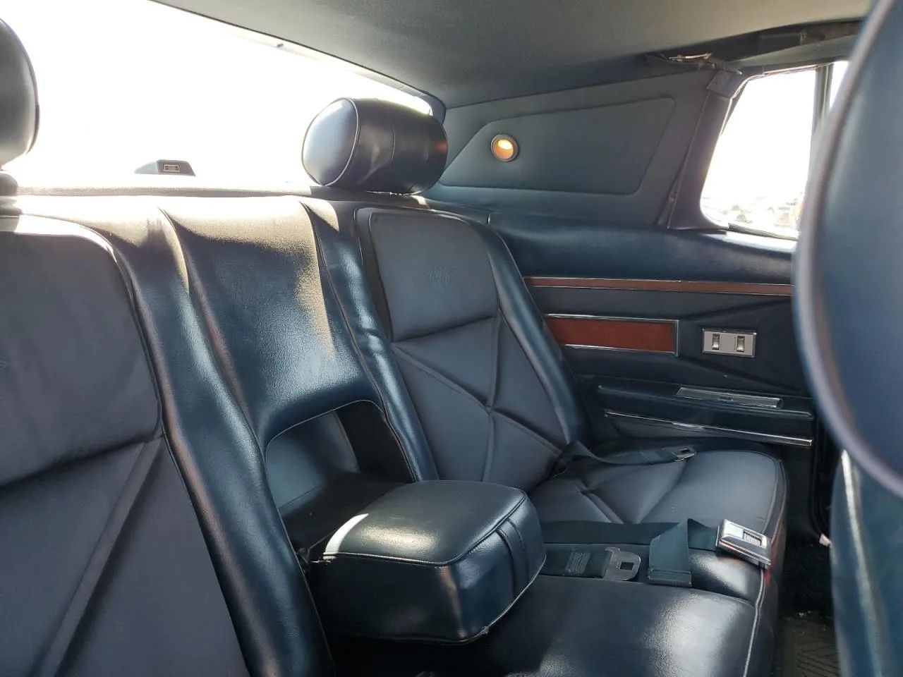 Lincoln Continental Wyjątkowy, Zadbany, Delikatnie Uszkodzony!!!