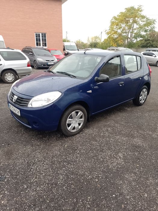 Дачия. Сандеро 2009 год мотор 1.4 mpl. Инжектор в отличном состоянии.