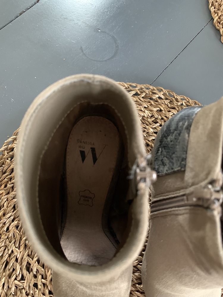 Botki z odkrytymi palcami na obcasie khaki