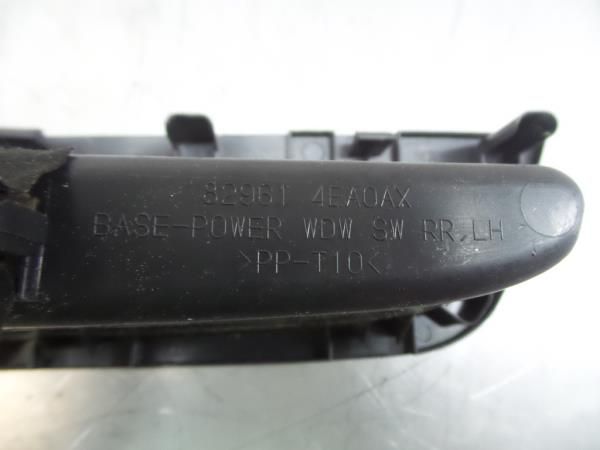 Comando / botão / interruptor vidros frente direito NISSAN Qashqai/Qas