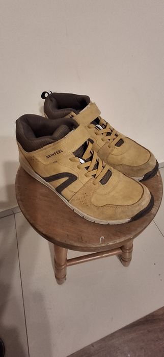 Sprzedam buty chłopięce rozmiar 39