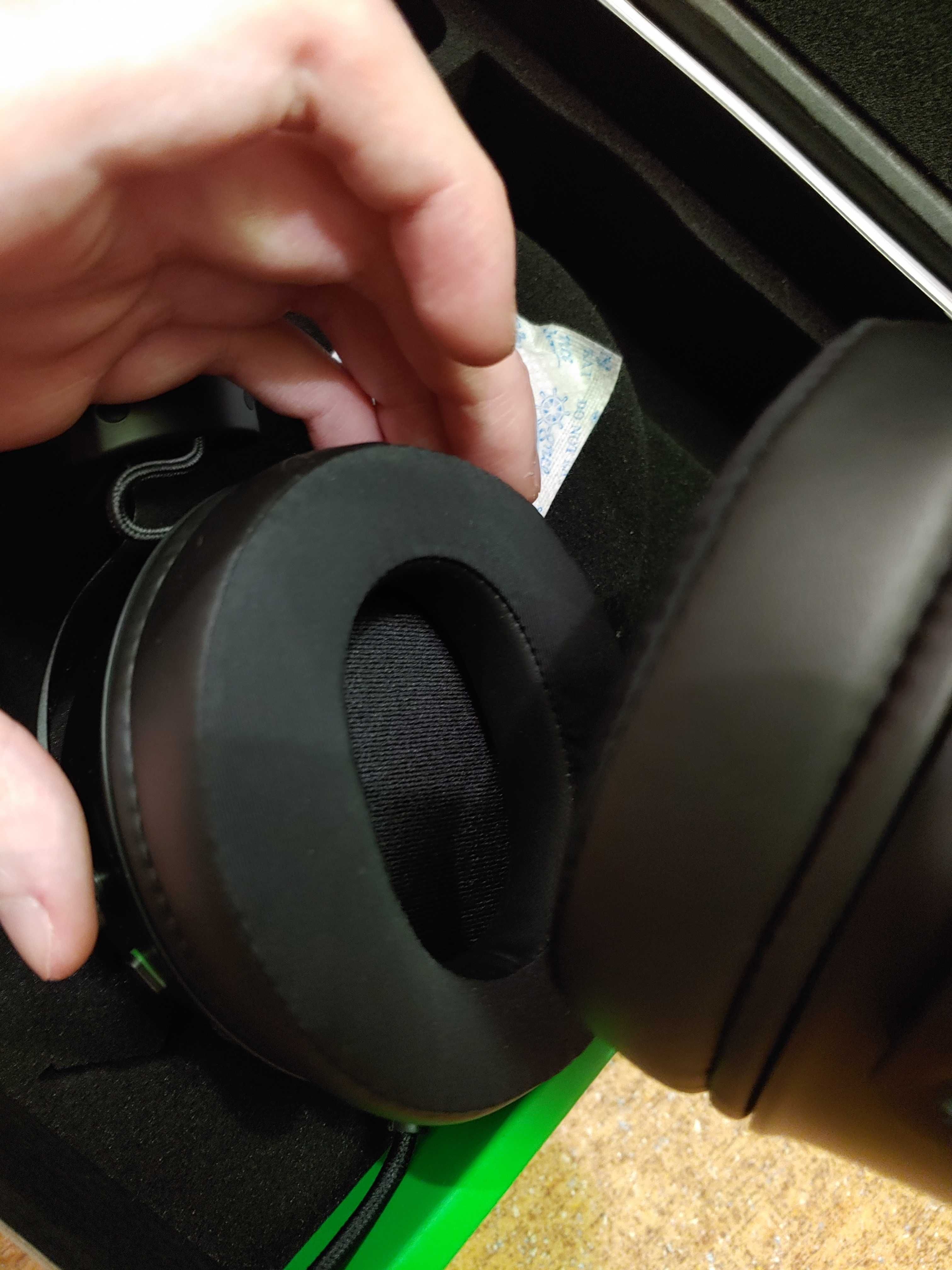 Игровые наушники Razer Kraken V3 Hypersense