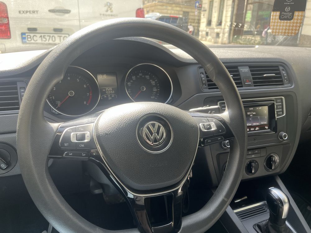 Volkswagen Jetta 2016рік 1.4turbo benzin