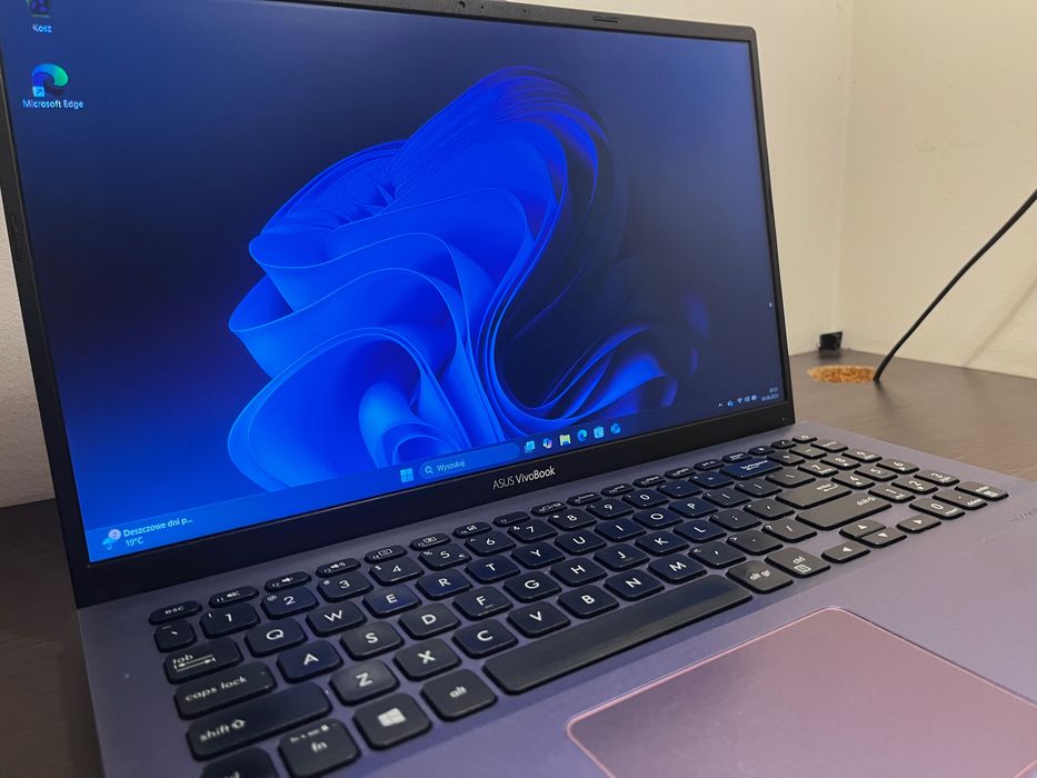 Laptop ASUS Vivobook 15 Model R564F