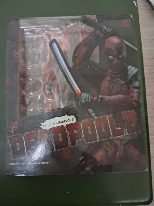 Figurka deadpool 2