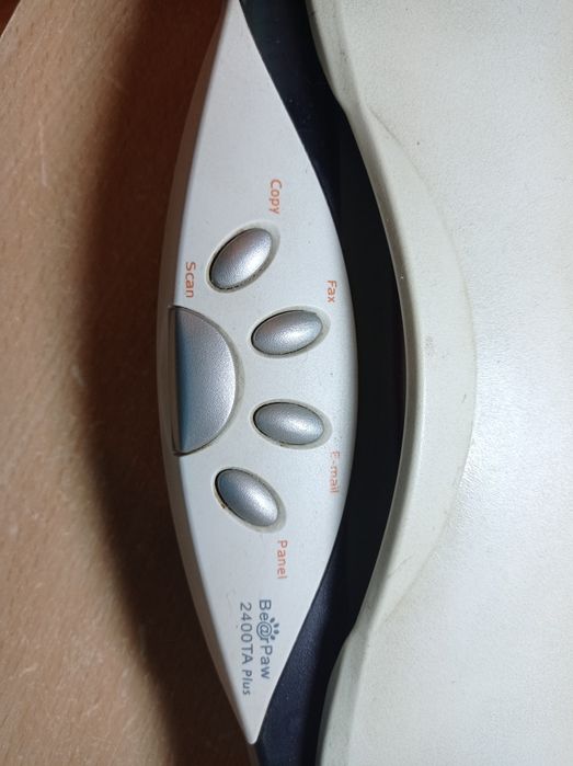 Планшетный сканер Mustek BearPaw 2400TA