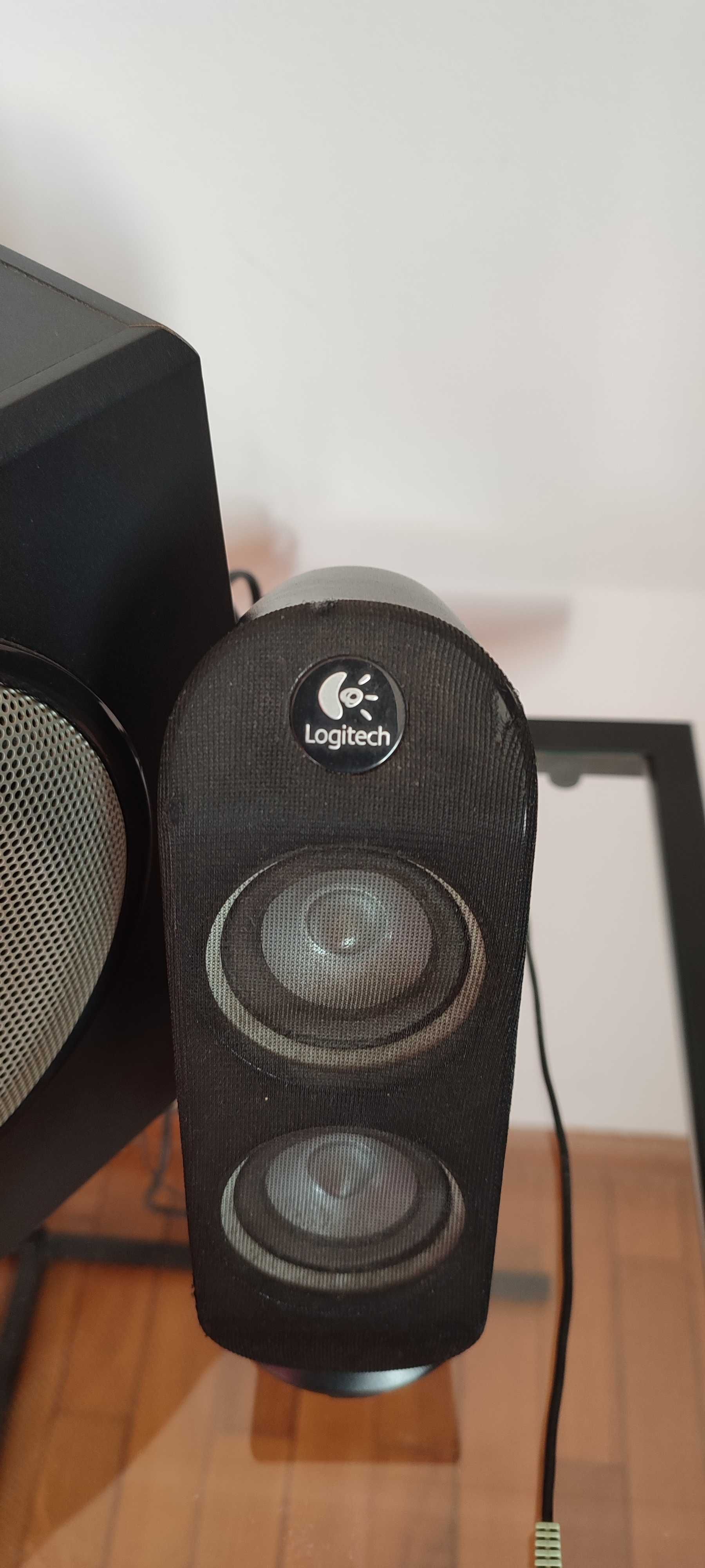 Colunas Logitech X-230