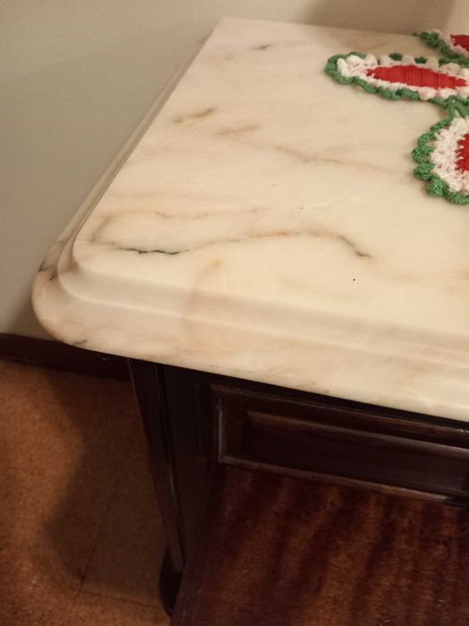 Mesa de cabeceira