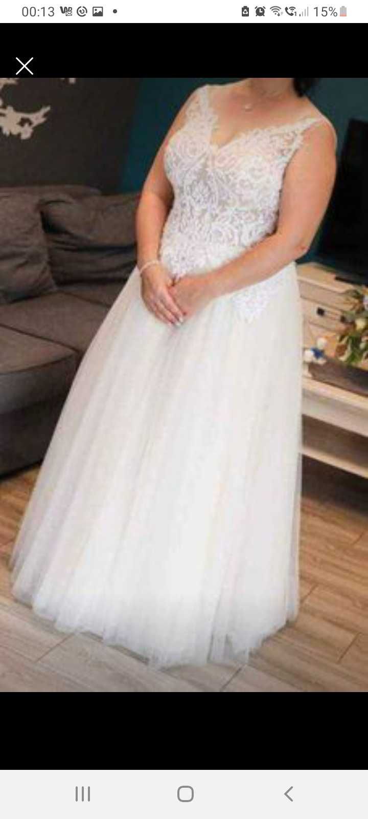 Suknia ślubna w rozmiarze 42