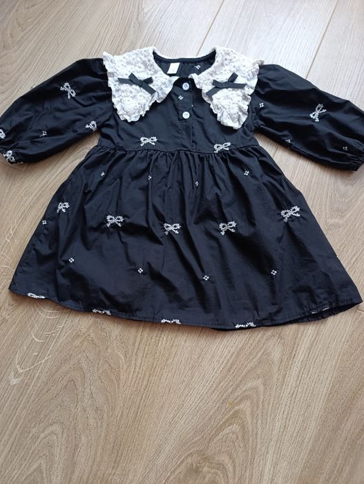 Дитяча чорна сукня