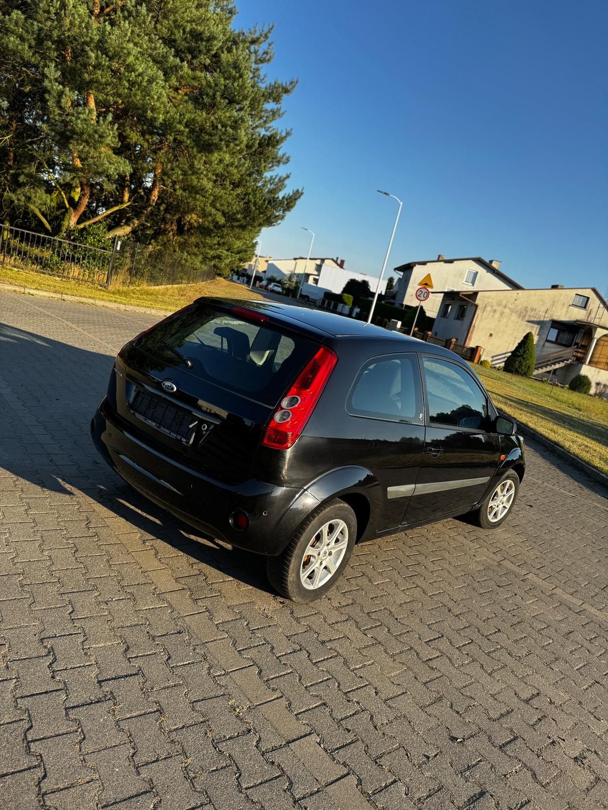 Ford fiesta mk6 1.4 benzyna