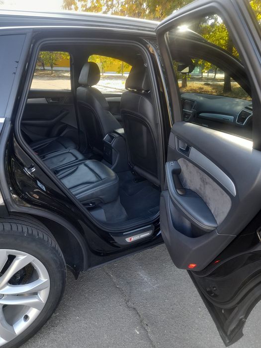 Продаю Audi SQ5 2015 г