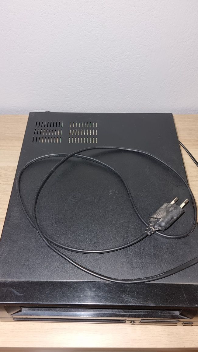 Odtwarzacz kaset ORION VP-300R