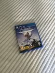 Гра на Ps4.Horizon zero dawn.