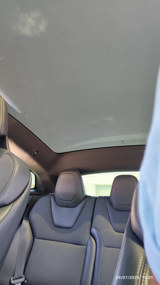 Tesla Model S 75D