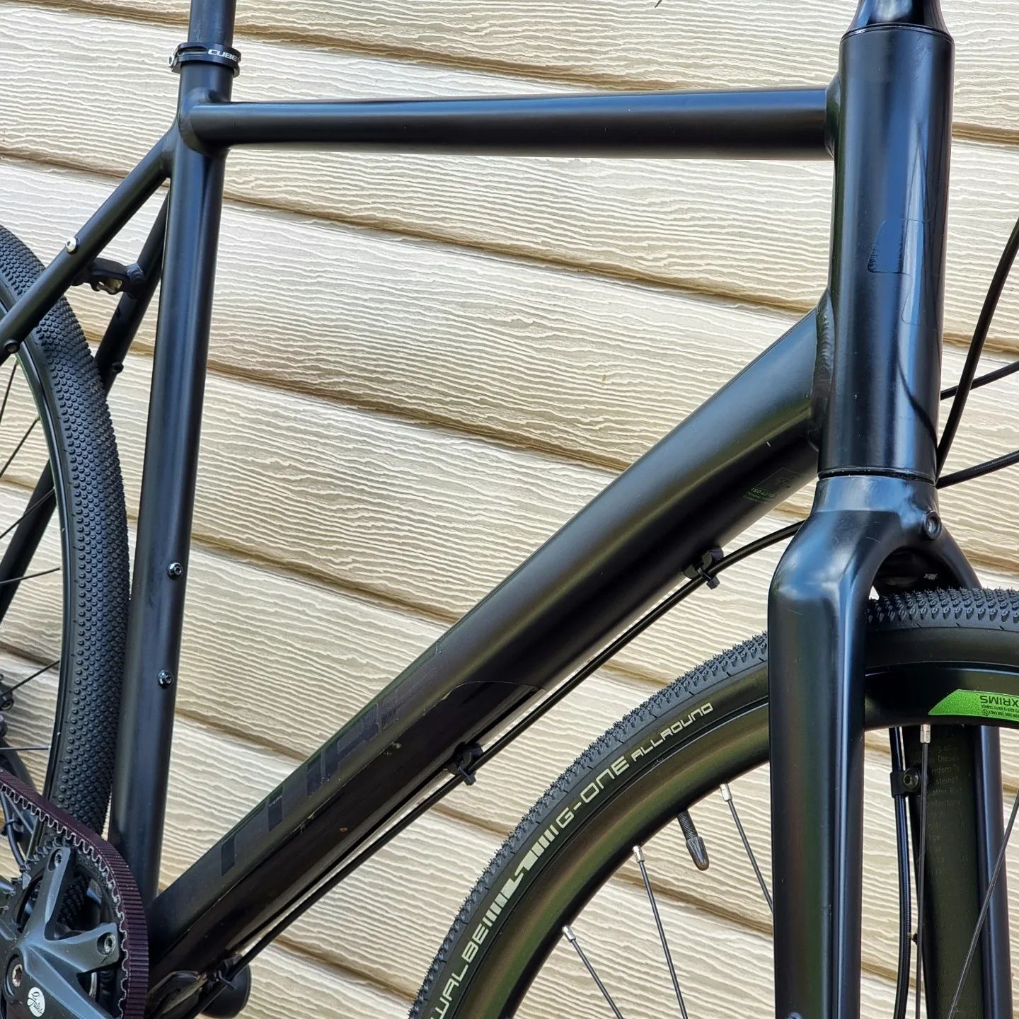 28 Cube Hyde Race Shimano Alfine-8. Ремень CARBON CATES. Disc Гидрав.