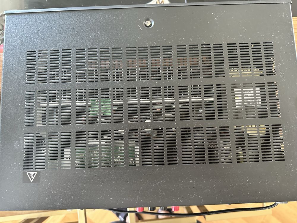 Yamaha R-N301 – amplituner sieciowy, stan idealny