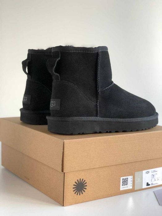 Женские угги , UGG "Mini Black" Размеры 36-41