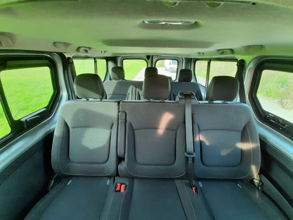 Wynajem busa 9-osobowego Opel Vivaro!! Winiety !! Wolne wakacje !!