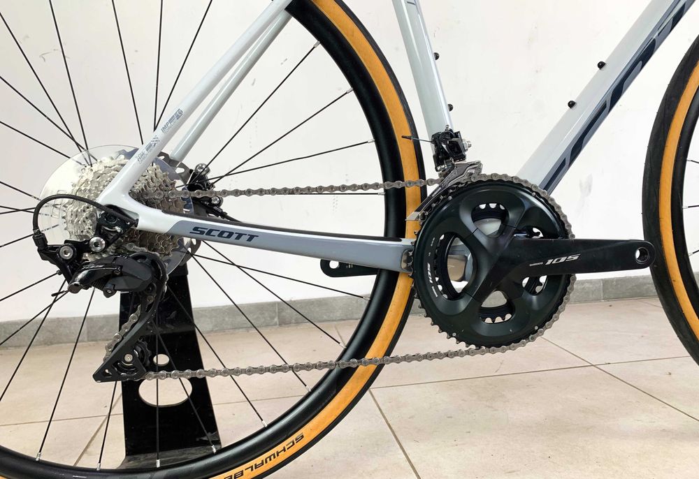 Карбоновий ендуранс Scott Addict 20 Disc 2019 року в ідеалі