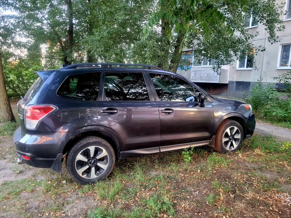 Продам Subaru Forester SJ  2016