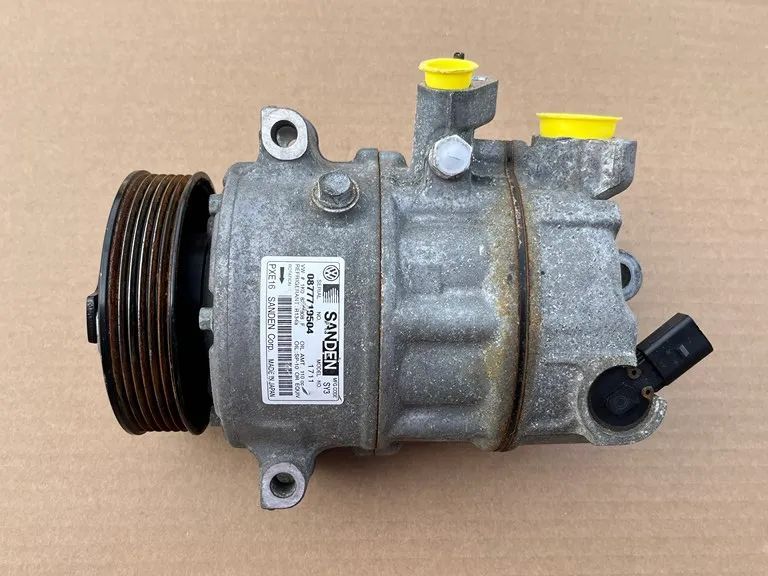 SPRĘŻARKA KLIMATYZACJI KOMPRESOR POMPA 1K0820808F AUDI  SEAT SKODA VW