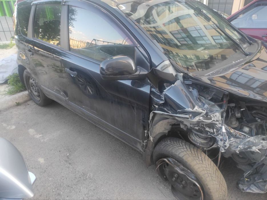 Продам Nissan Note